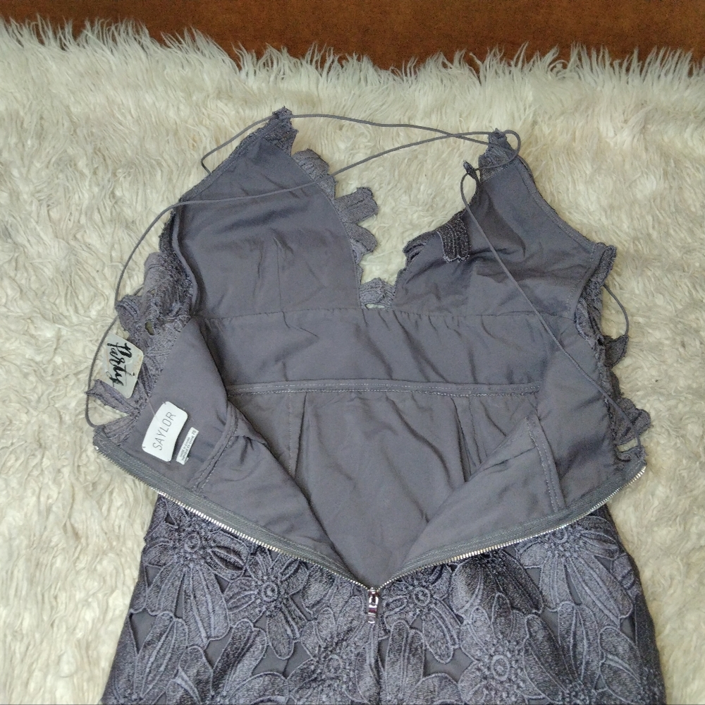 SAYLOR Alayna Lace Dress in Shark Size XS - Picture 12 of 16